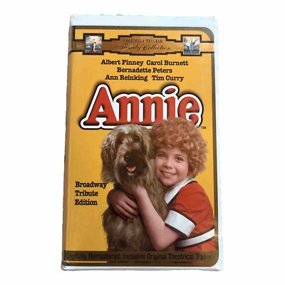 Annie VHS 1982, 1997 Clamshell Tim Curry Carol Burnett-image