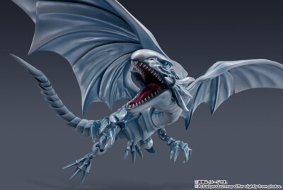 S.H. Monster Arts Yu-Gi-Oh Duel Monsters Blue-Eyes White Dragon Action Figure-image