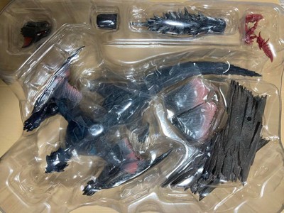S.H. MonsterArts Monster Hunter Nargacuga Action Figure Bandai-image