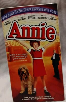 Annie (VHS, 2004, Special Anniversary Ed)Carol Burnett Albert Finney Vintage D-image