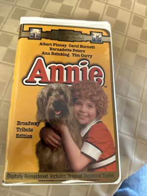 Annie (1982) VHS 1997 Broadway Tribute Edition Clamshell Case-image