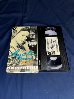 Miss Annie Roone 1986 Shirley Temlpe VHS-image
