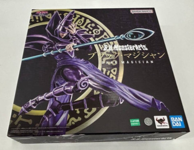 S.H.MonsterArts DARK MAGICIAN  Yu-Gi-Oh! Duel Monsters Action Figure SHM Manga-image