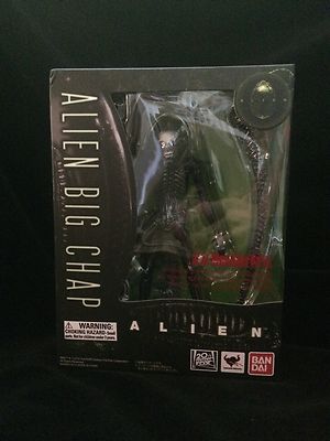 New S.H. Monster Arts Alien Big Chap Figure IN HAND-image