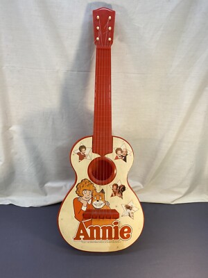Little Orphan Annie 1982 Toy Guitar Tribune Co Syndicates Super Rare-Please Read-image
