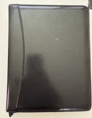 Franklin Covey Planner 8.5 x 11 black Aniline Leather USA zip 7 ring vintage-image