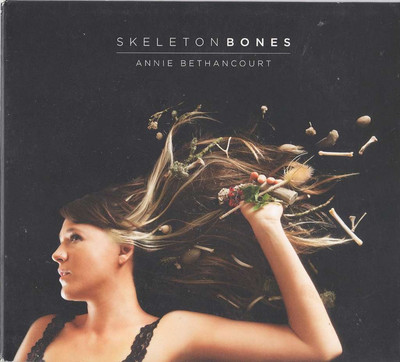 Skeleton Bones, Bethancourt, Annie, New-image