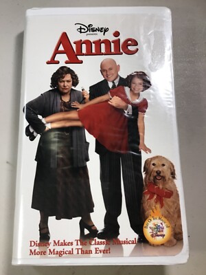 Disney Presents Annie VHS 2000 Kathy Bates Alan Cumming CLAMSHELL-image
