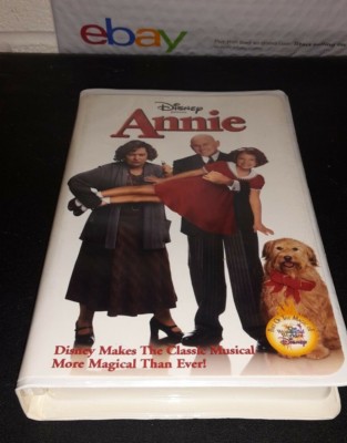 Annie Disney VHS Video Tape Movie Clamshell-image