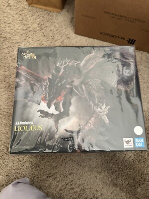 Bandai S.H.MonsterArts Monster Hunter Rathalos (Liolaeus) Figure Brand New-image