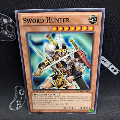 Sword Hunter LCJW-EN025 1st Edition NM Near Mint Yu-Gi-Oh! Card-image
