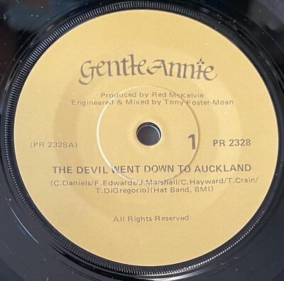GENTLE ANNIE The Devil Went Down To Auckland 1985 Kiwi Country nice version + 1-image