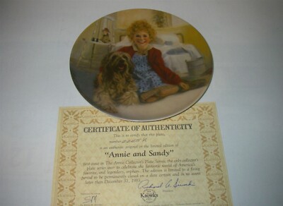 KNOWLES COLLECTORS PLATE ANNIE AND SANDY-image