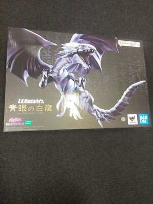 S.H.Monster Arts Yu Gi Oh Duel Monsters Blue Eyes White Dragon figure 220mm-image