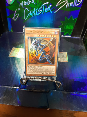 YuGiOh Dark Magician of Chaos Ultra Rare YGLD-ENC02 Lp-image