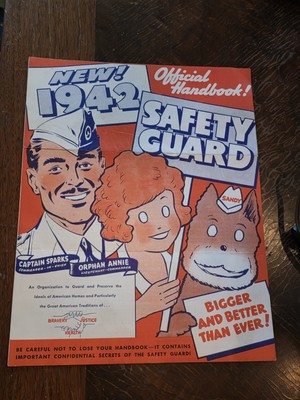Captain Sparks Orphan Annie Safety Guard 1942 Official handbook & Membership-image