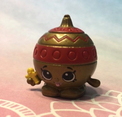 Shopkins Season 6 Christmas Exclusive Ornament Annie Red and Gold FREE SHIP $25-image