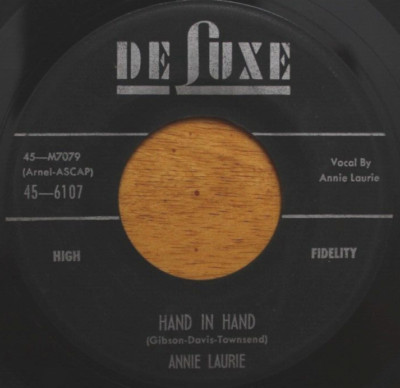 ANNIE LAURIE HAND IN HAND / IT HURTS TO BE IN LOVE 45RPM 7