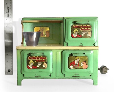 Vintage Little Orphan Annie Child’s Electric Toy Stove w/ Oven Range (1930's)-image