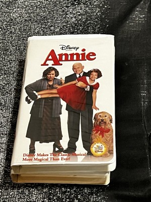 Vintage Walt Disney Annie VHS-image