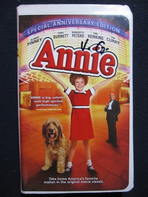  Annie Special Anniversary Edition VHS Albert FInney Carol Burnett-image