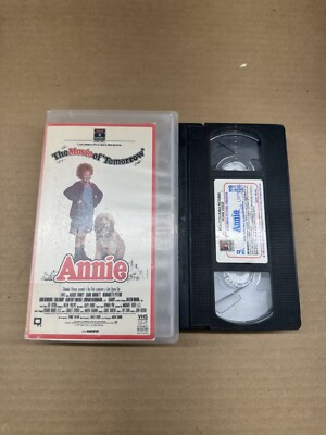 Annie (VHS, 1982) RCA/columbia Pictures-image