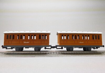 LIONEL THOMAS & FRIENDS ANNIE & CLARABEL PASSENGER CARS O GAUGE 6-83510-A&C NEW-image