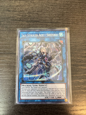 Sky Striker Ace - Shizuku MP19-EN258 2019 Gold Sarcophagus Tin Mega Pack...-image