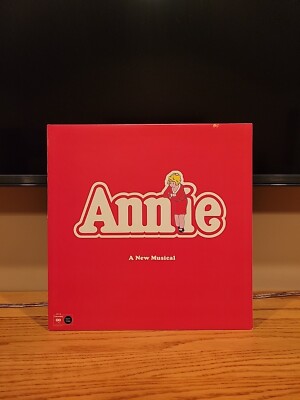 Original Cast – Annie (A New Musical) VINYL RECORD LP Gatefold  JS 34712 Ex Cond-image
