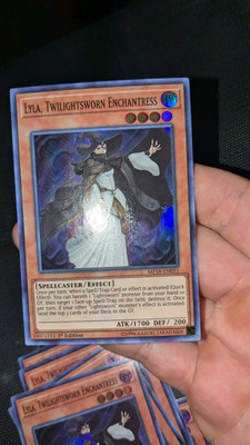 Lyla, Twilightsworn Enchantress MP18-EN051 2018 Mega-Tins Mega Pack 1st Edition-image