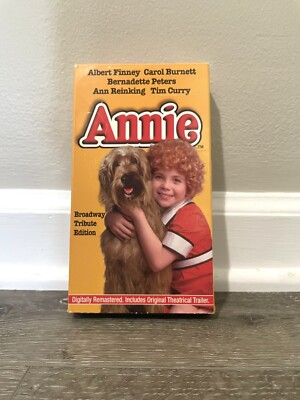 Annie (VHS, 1997, Slip Sleeve Case Closed Caption)-image