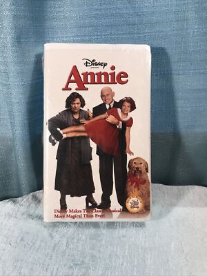 Disney Annie Musical Movie VHS Clamshell Case Kathy Bates Kristin Chenoweth NEW-image