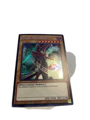 Yu-Gi-Oh! TCG Dark Magician 2017 Mega-Tins Promos CT14-EN001 Limited Secret Rare-image