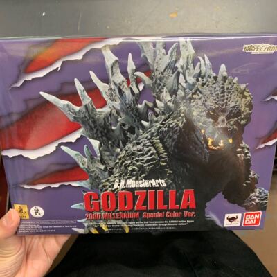 Figure Bandai S.H.MonsterArts Godzilla 2000 Millennium Special Color Ver.-image