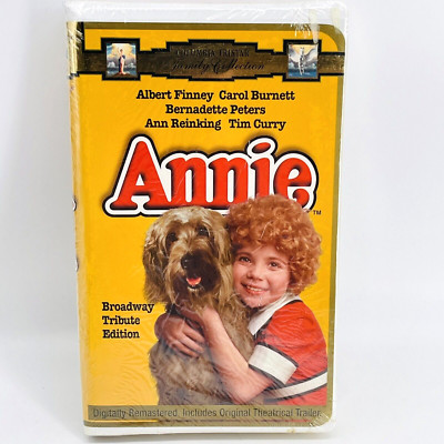 VTG 1997 RELEASE OF 1982 ANNIE BROADWAY TRIBUTE EDITION CLAMSHELL VHS-SEALED-NOS-image