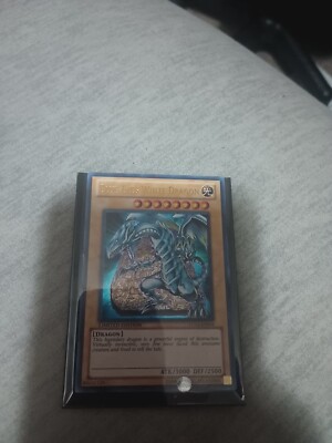 Yugioh! Blue-Eyes White Dragon LC01-EN004 Ultra Rare Limited Edition NM-image