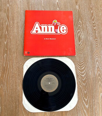Annie A New Musical Original Cast 1977 LP Gatefold VINYL Record-image