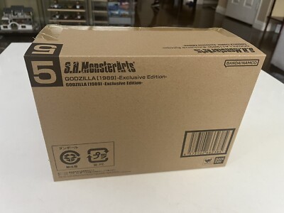 SDCC 2024 Tamashii Nations S.H. MonsterArts GODZILLA Figure IN HAND EXCLUSIVE-image