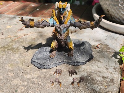 (PRE-OWNED) Original Release S.H.MonsterArts Zinogre Action Figure ⚡🐺🦖-image