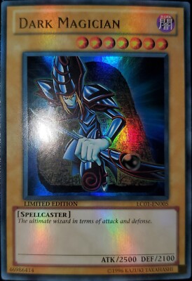 Yugioh 2010 Dark Magician Limited LC01-EN005 OG Print Ultra Rare Near Mint-image