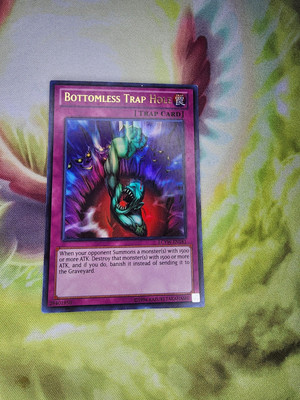 Bottomless Trap Hole LCYW-EN181 Legendary Collection 3: Yugi's World Unlimited-image