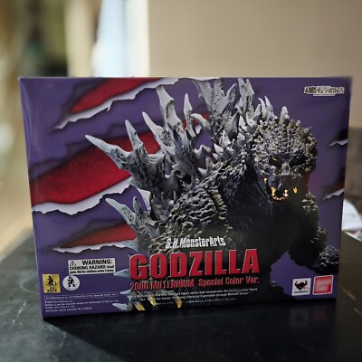 S. H. MonsterArts GODZILLA? MILLENNIUM Special Color version -image
