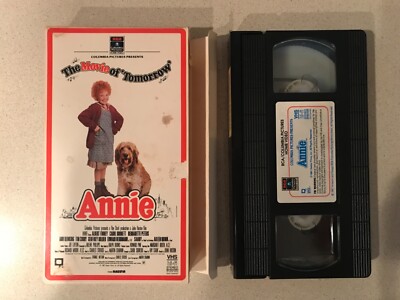 Annie (VHS, 1985, RCA Side Flap) Albert Finney, Carol Burnett, Aileen Quinn-image