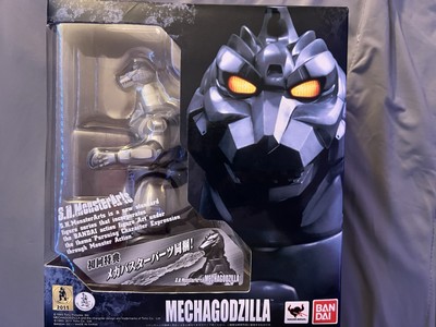 S.H. Monsterarts Mechagodzilla 1993 & Loose Garuda (Read Description)-image