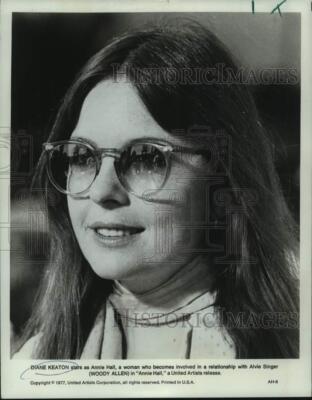 1977 Press Photo Actress Diane Keaton as Annie Hall in 