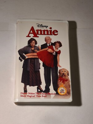 Annie VHS  Kathy Bates Clamshell Very Good Disney -image