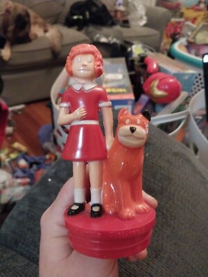 1981 COLUMBIA PICTURES  LITTLE ORPHAN ANNIE PENNY GUMBALL BANK Top ONLY-image