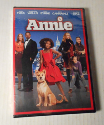 New Sealed Annie DVD  2014 Jamie Foxx Cameron Diaz Family Musical-image