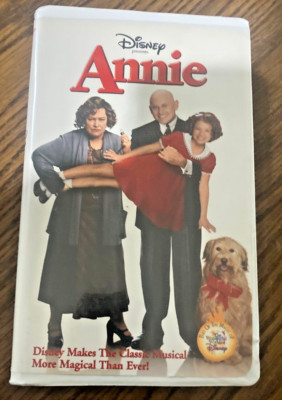 Annie VHS 1999 Video Tape Disney Clamshell Case Kathy Bates-image
