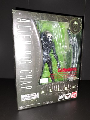 Bandai Tamashii Nations S.H. Monsterarts Alien Big Chap Alien Action Figure-image